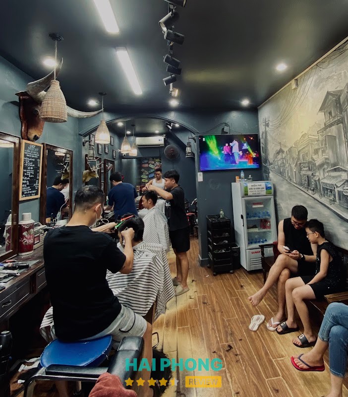 Chop Barber Shop tại Lê Thanh Nghị