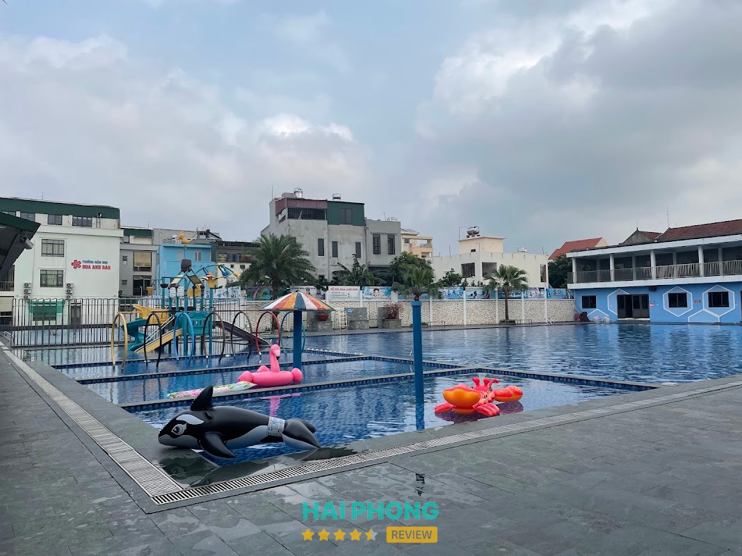 Bể bơi Hoa Anh Đào Hải Dương