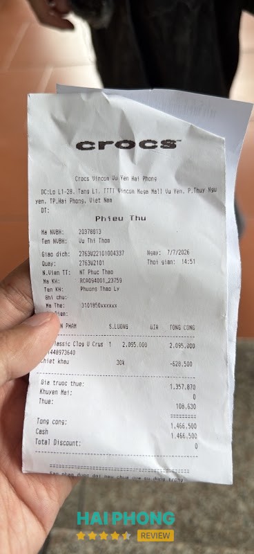 Không gian Crocs Việt Nam Outlet Chính Hãng Vincom Vũ Yên