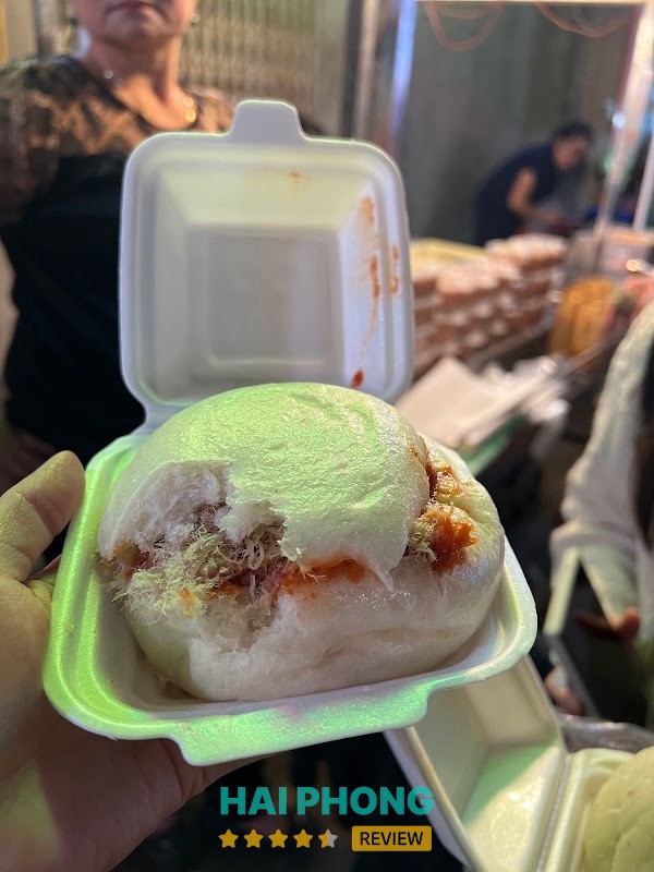 Bánh mì và pate gia truyền trên phố Tô Hiệu