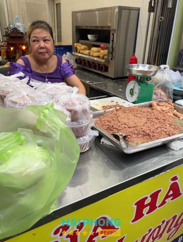 Pate nóng tại Pate Phương Linh