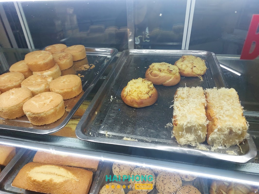 Sản phẩm Pate Cột Đèn Trần Gia