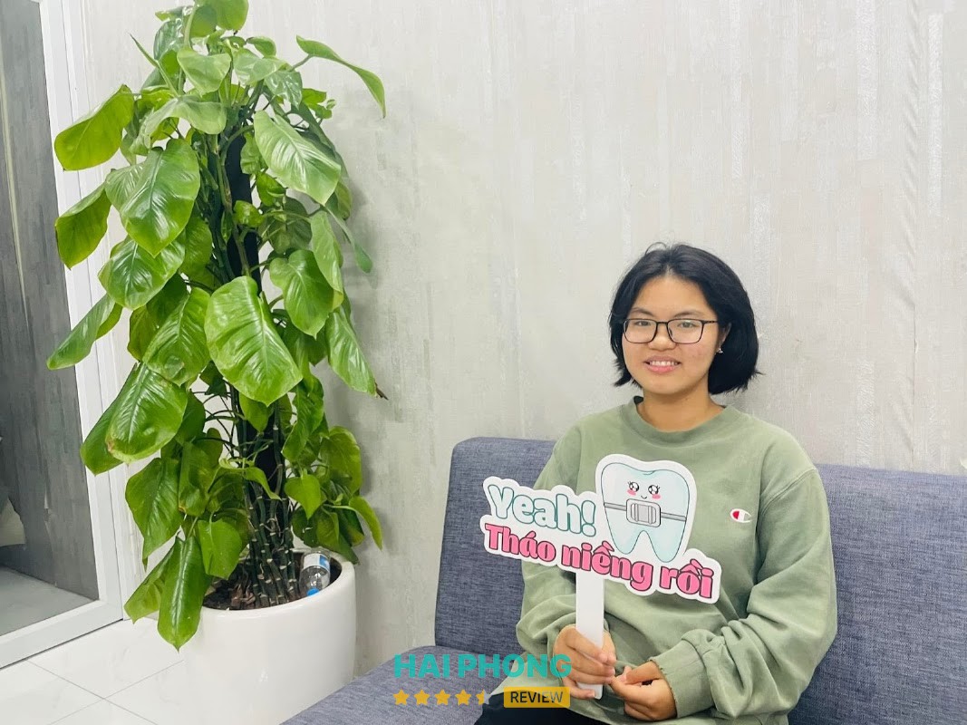 Khu vực thăm khám tại Nha Khoa Văn Hùng
