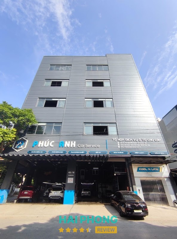 Khu dịch vụ tại Phúc Anh Car Service