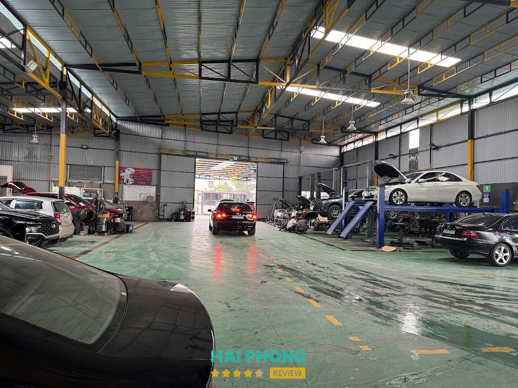 Khu vực chăm sóc ô tô tonecar Hải Phòng