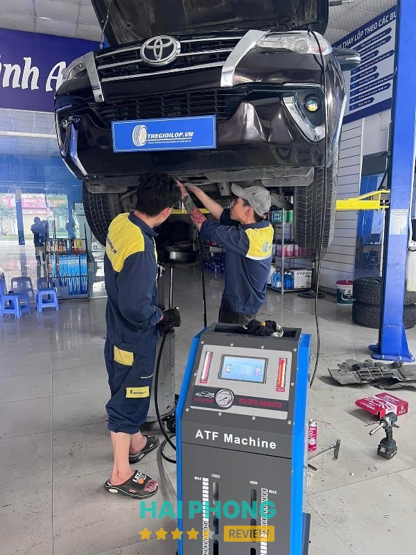 Khu vực sửa chữa tại Thegioilop.vn Kinh Môn