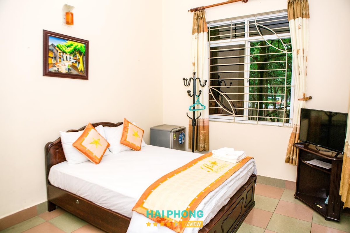 STAR Hotel – Lê Thanh Nghị
