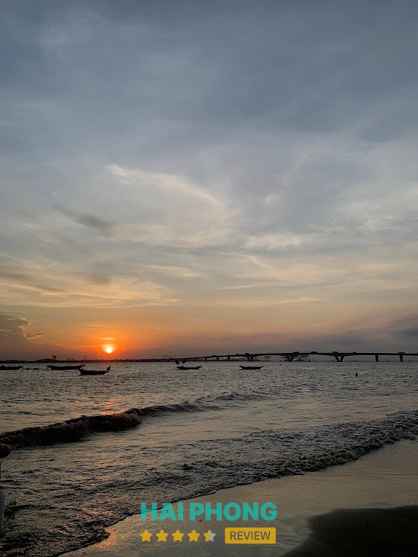 Bãi biển Hoàng Châu Cát Hải