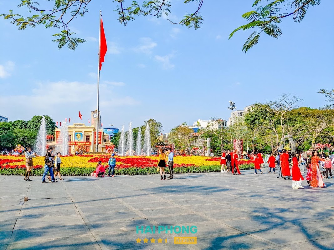 Đài phun nước Quảng trường Trung tâm thành phố – hình ảnh 1