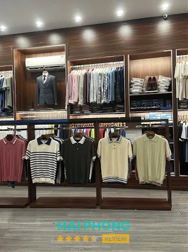 Không gian tại Adam Store
