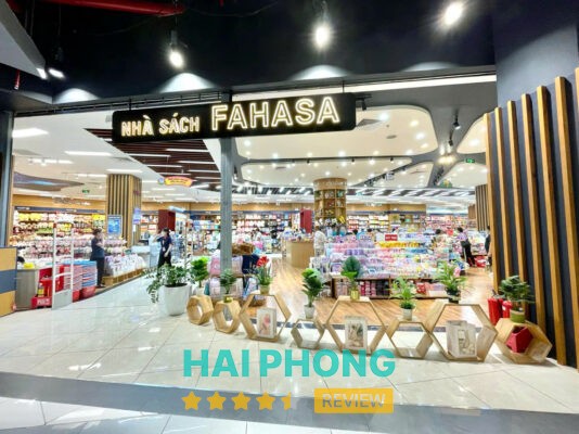 Không gian Nhà Sách Fahasa Hải Phòng