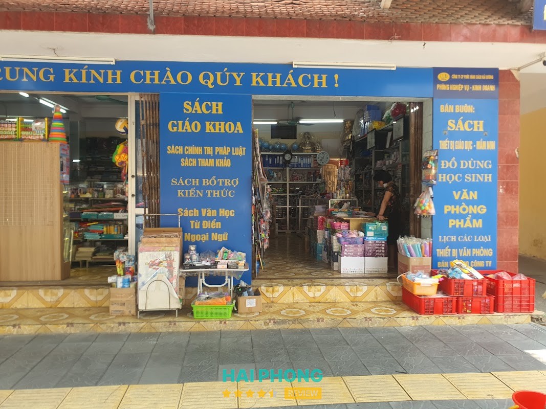 Nhà Sách tại 60 Quang Trung Hải Dương
