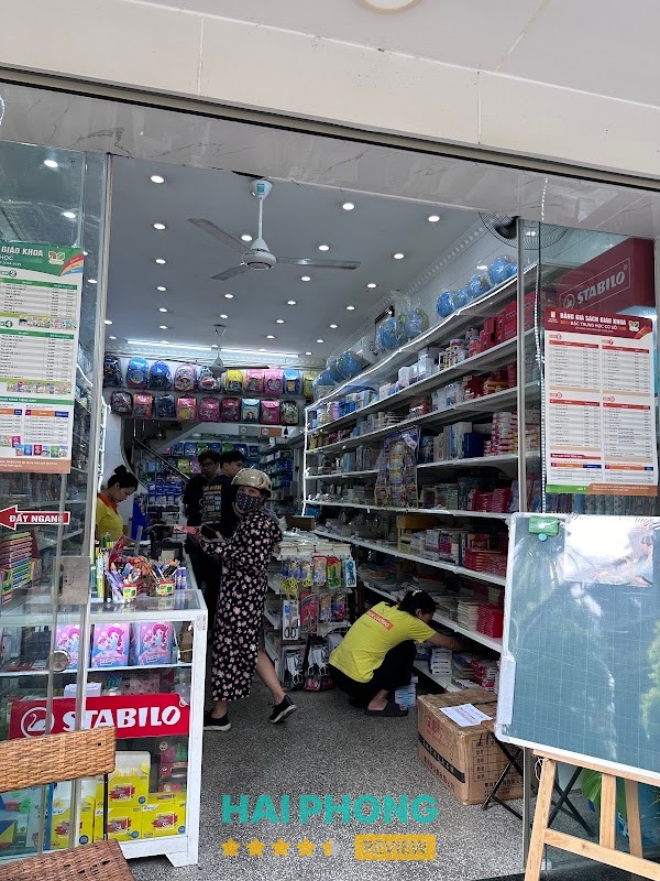Nhà Sách Nam Cường Hồng Bàng