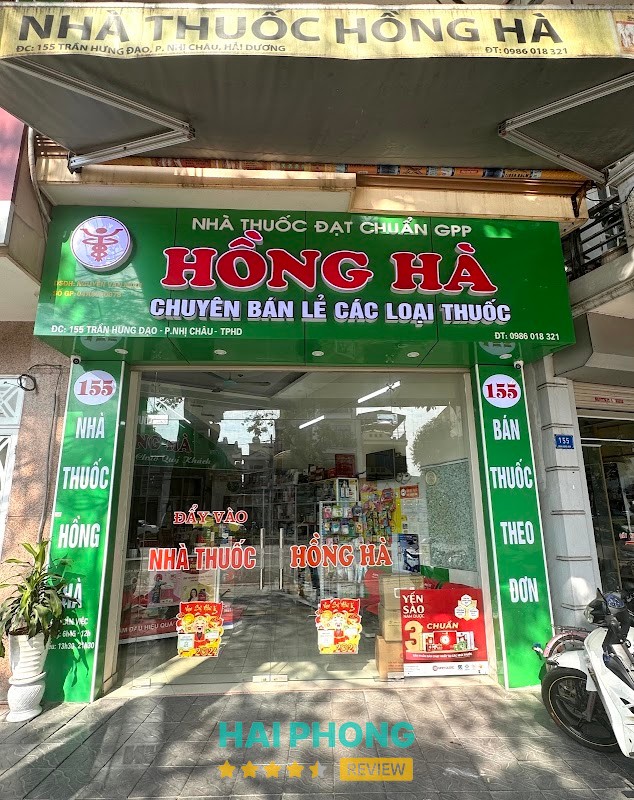 Không gian Nhà Thuốc Hồng Hà