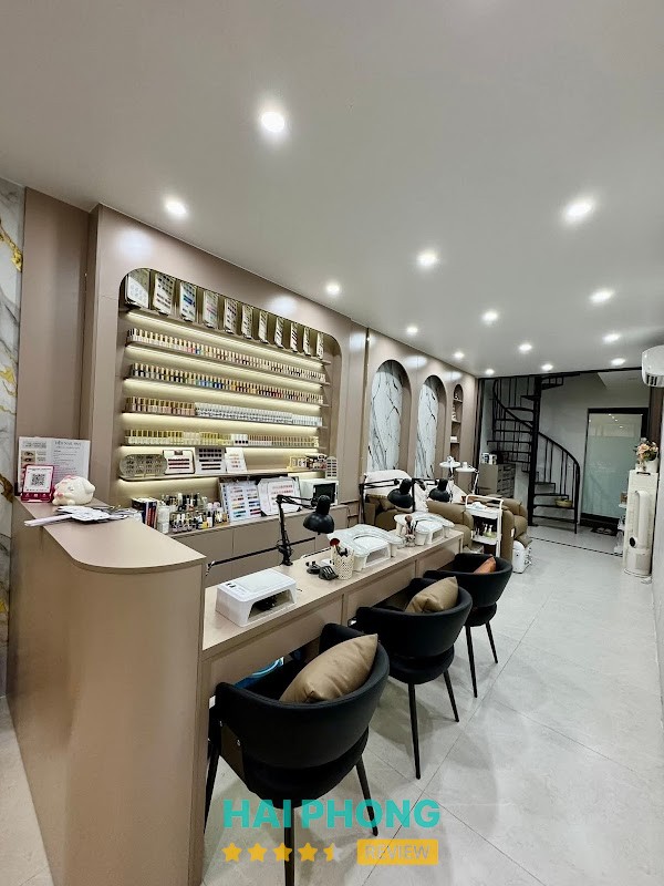 Tiệm nail 1992 – hình ảnh 2
