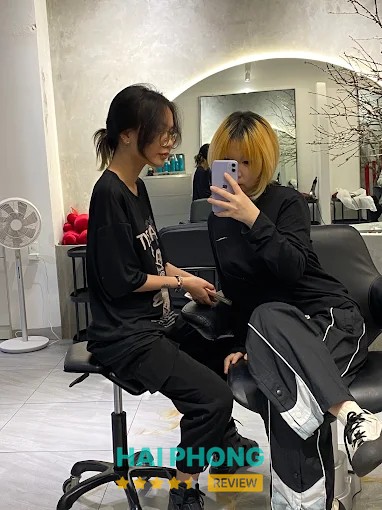 Không gian DAV Hair Studio tại Hồng Bàng