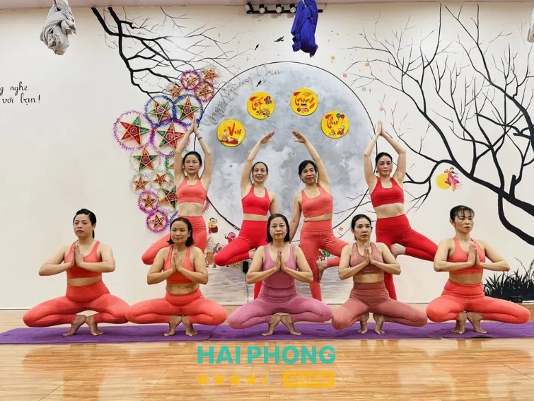 Hương Yến Yoga Sống Khoẻ YSK Chí Linh