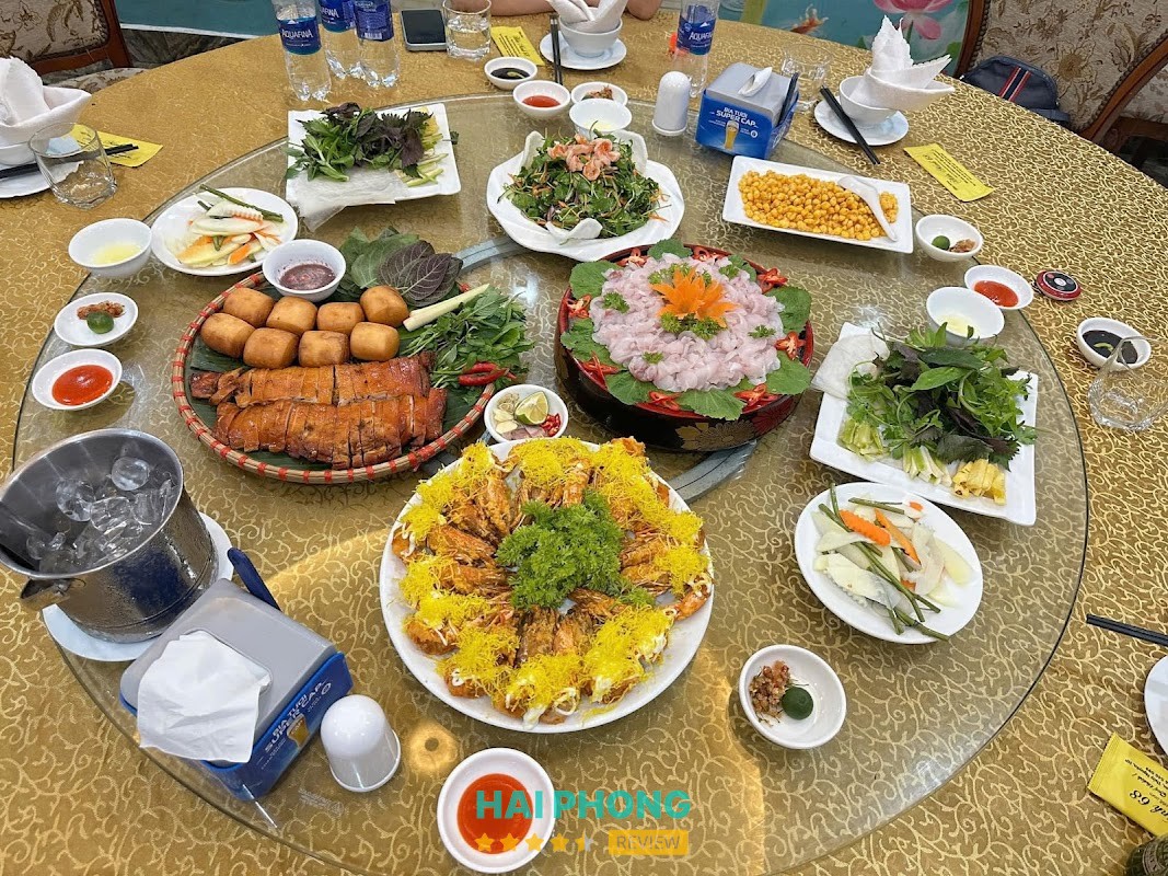 Không gian Nhà Hàng Hiển Minh 68