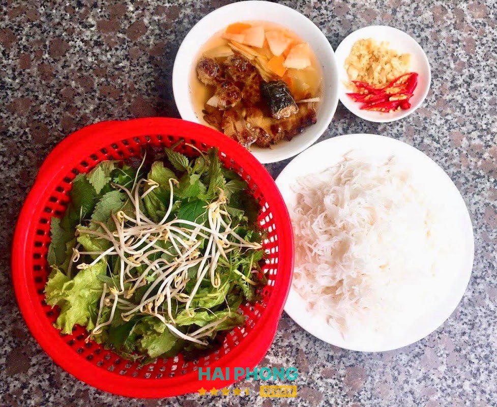 Bún Chả Que Tre – hình ảnh 3