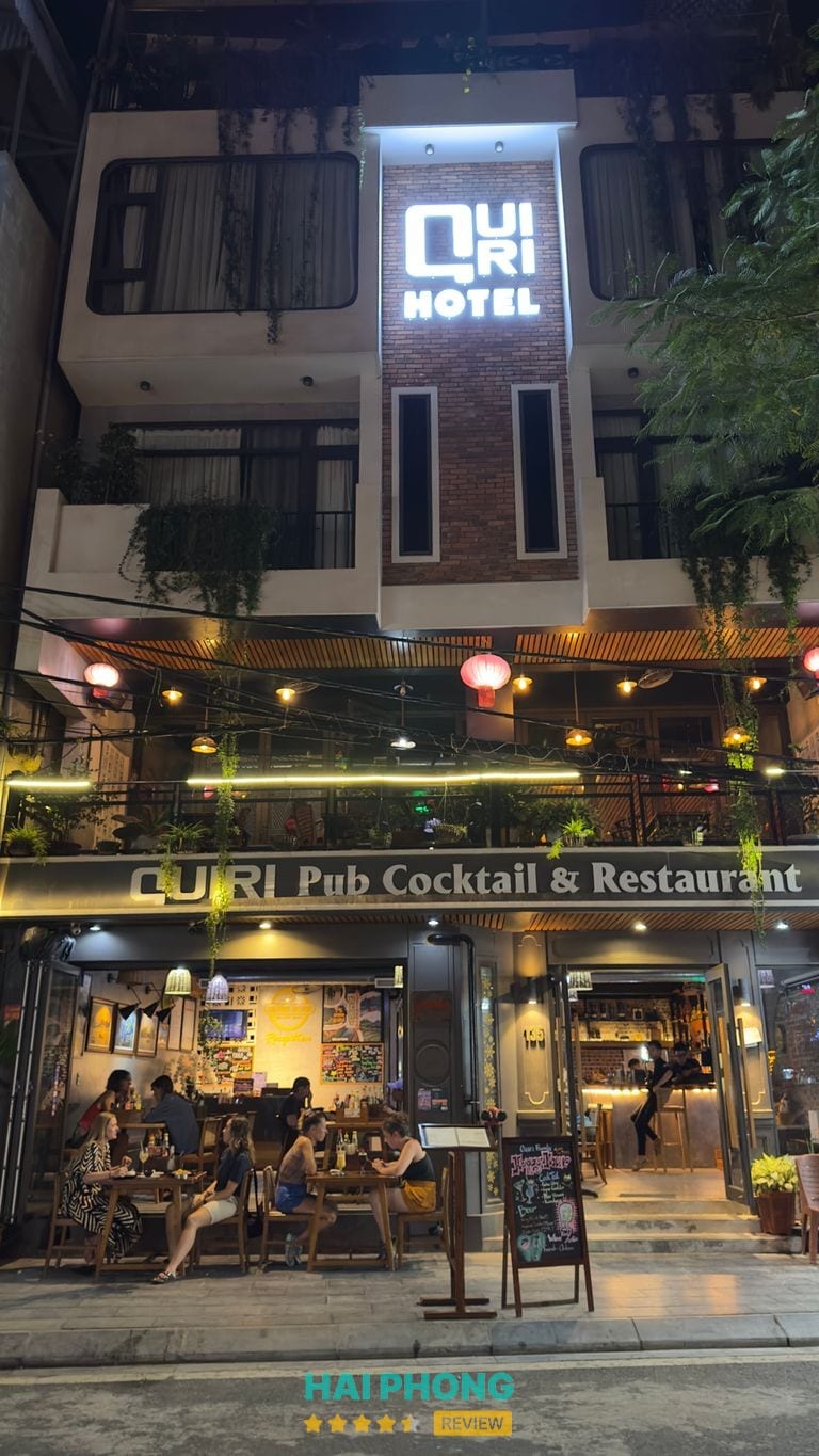 Quiri Pub Cocktail Restaurant hình ảnh thực tế 2