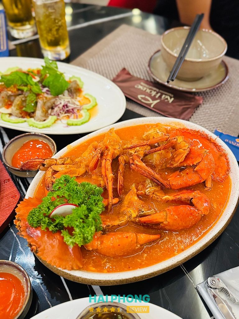 Các món ăn và hải sản tại Nhà hàng Ká House