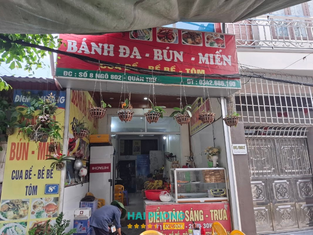 Ăn sáng Bánh đa cua tại đường Trường Chinh, Kiến An