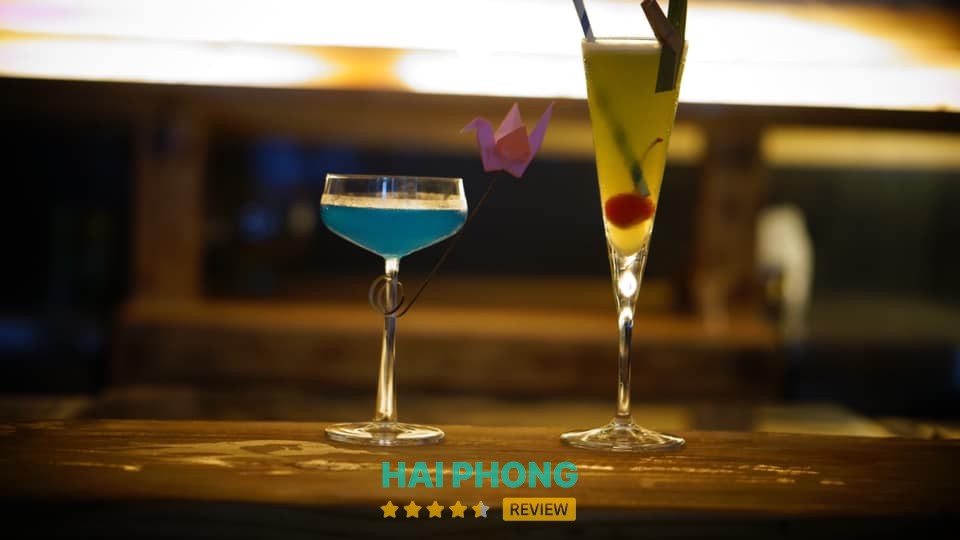Không gian ngoài trời tại Ahana Bar