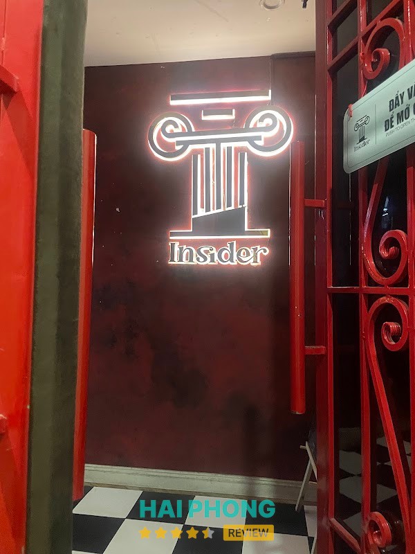Insider Cocktail Bar trên phố Hoàng Văn Thụ