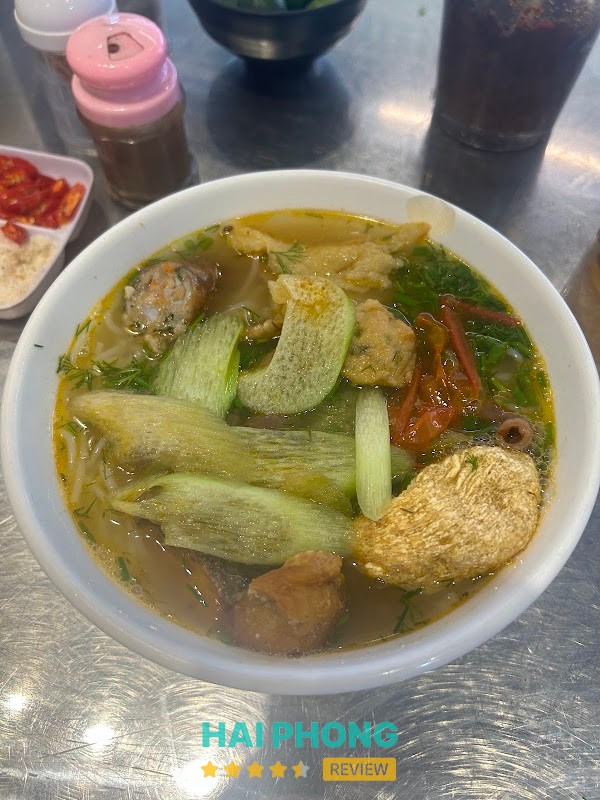 Bún Cá Cay 121 Lê Lợi Gia Viên