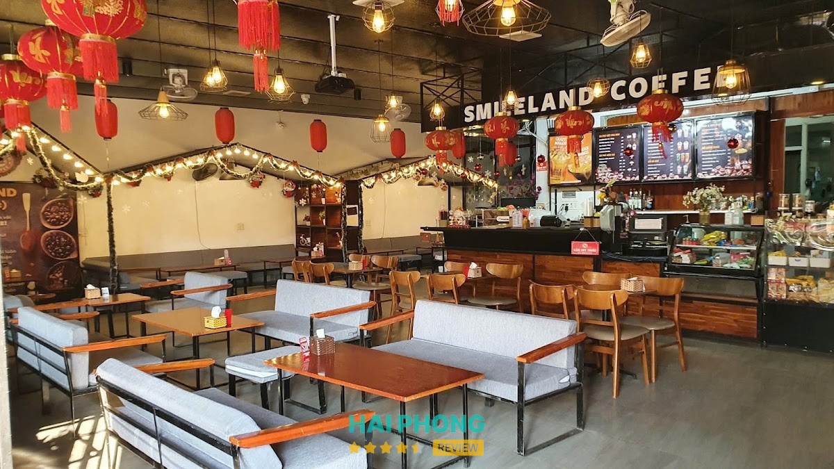 Không gian dành cho gia đình tại SMILELAND COFFEE