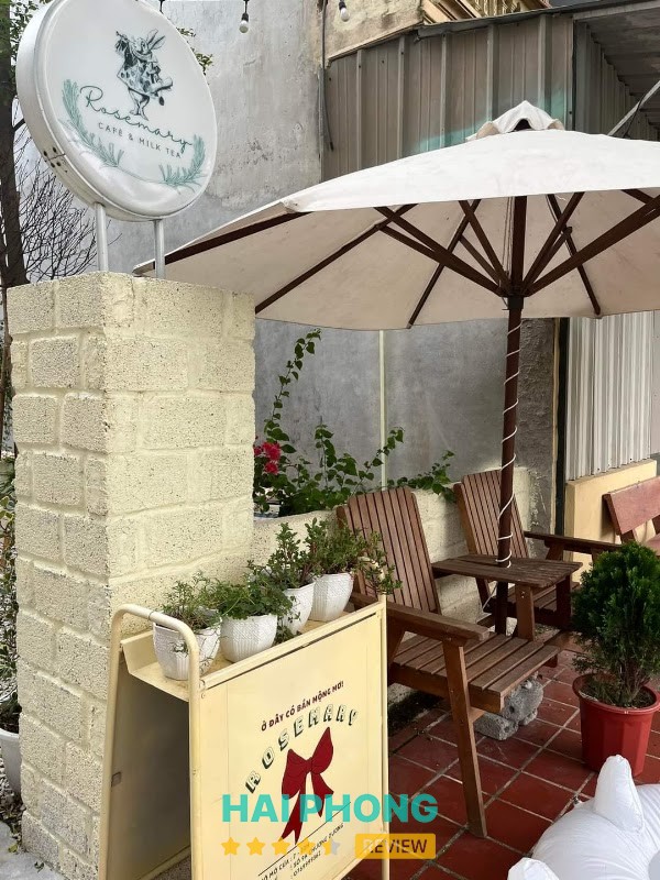 Rosemary Tiệm Café & Milktea Lê Thanh Nghị