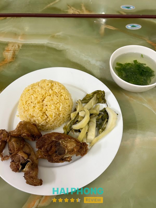 Cơm Gà Xối Mỡ Liên Hải Phòng