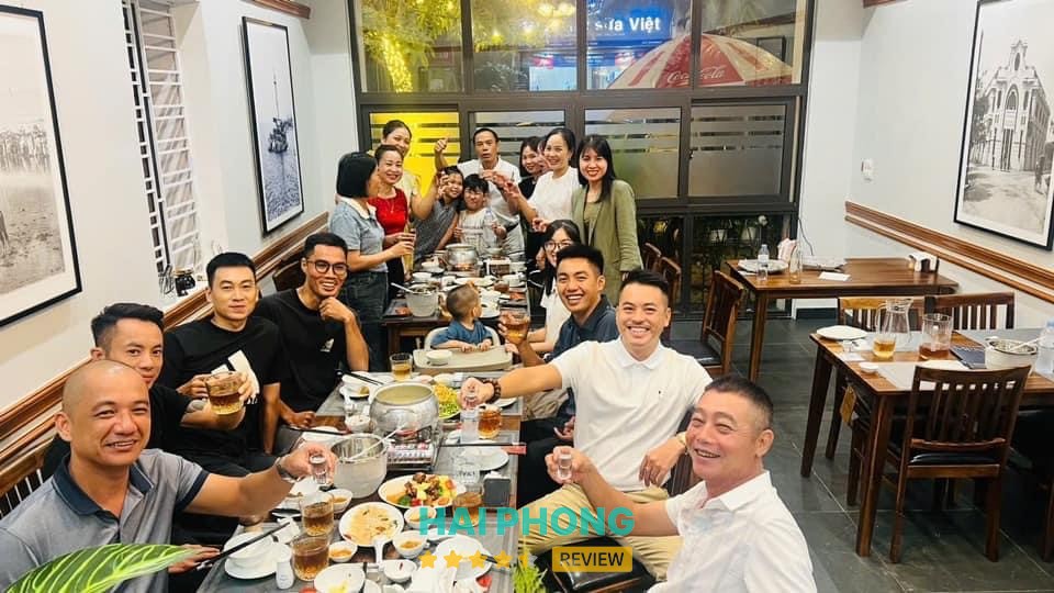 Nhà Hàng Cơm Việt Hồng Bàng