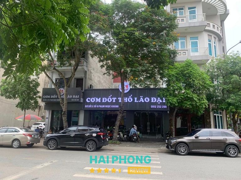Cơm Đốt Thố Lão Đại Hải Dương