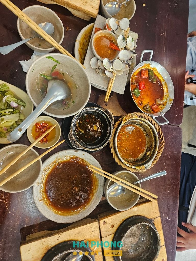 Hình ảnh thực tế Cơm Đốt Thố Lão Đại