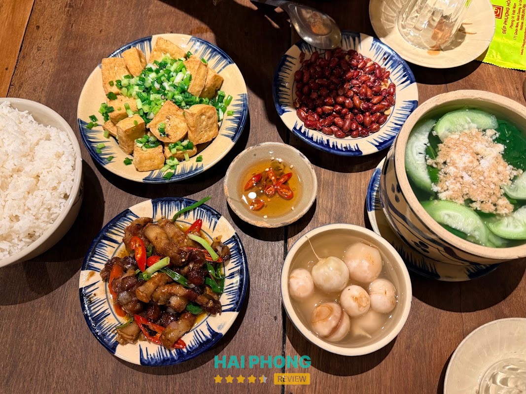 Bếp Phượng Hồng – hình ảnh 3