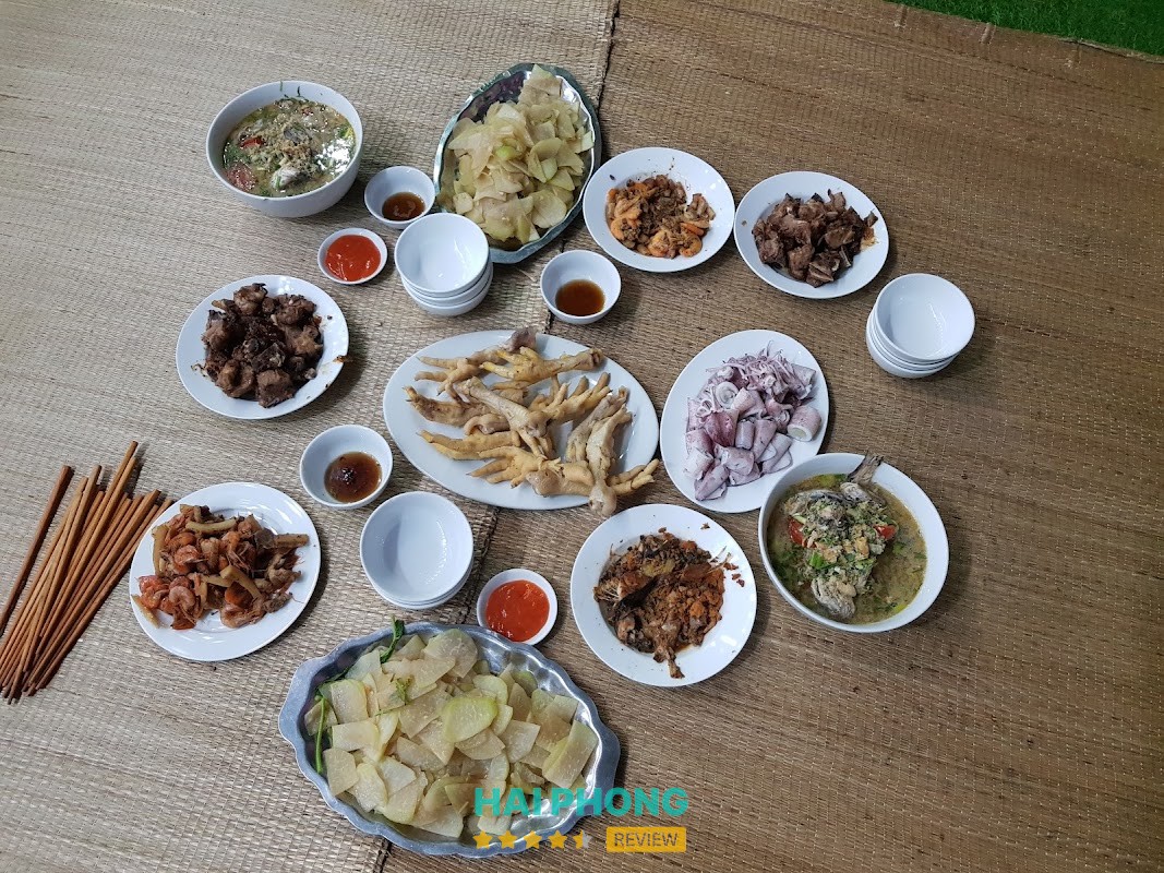 Nhà Hàng Nổi Nhật Anh