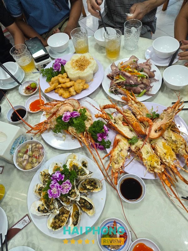 Nhà hàng Cát Tiên