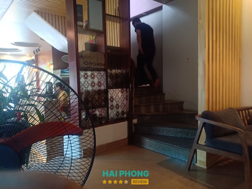 Bar - Cà Phê - Karaoke Vpop – hình ảnh 2