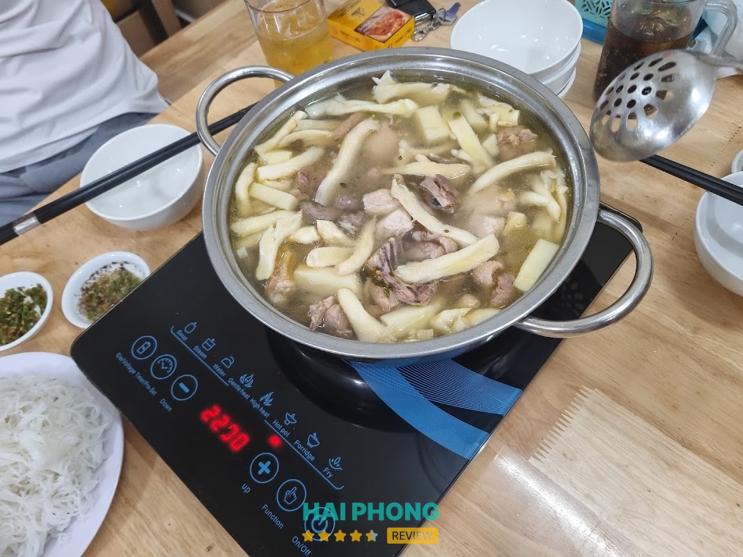 Lẩu Gà Lá É – hình ảnh 3