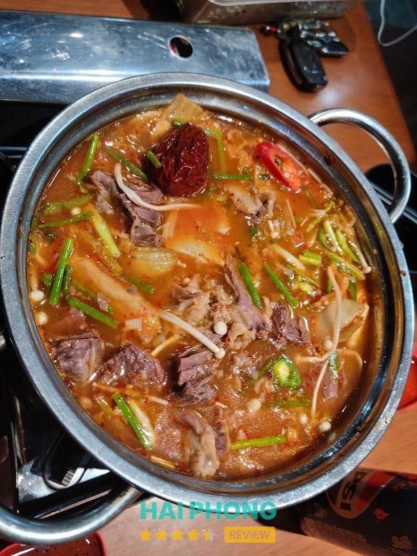 Siêu Lẩu Sườn Khổng Lồ – hình ảnh 3