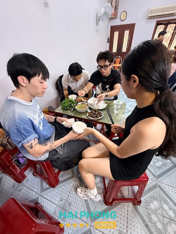 Nem cua Bể Ngọc Tuấn Gia Viên