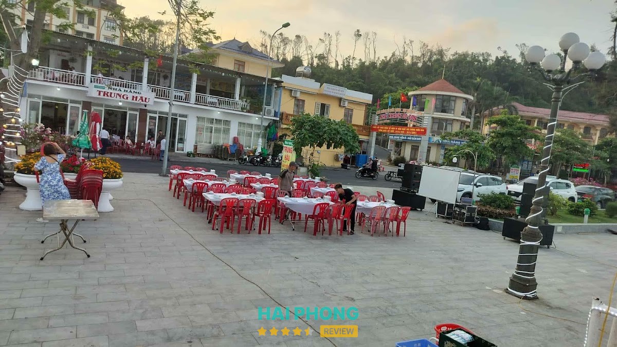 Nhà hàng Trung Hậu Đồ Sơn