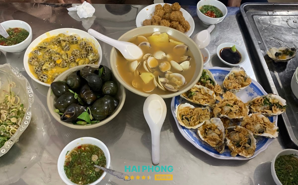 Không gian Ốc 96 Thùy Linh