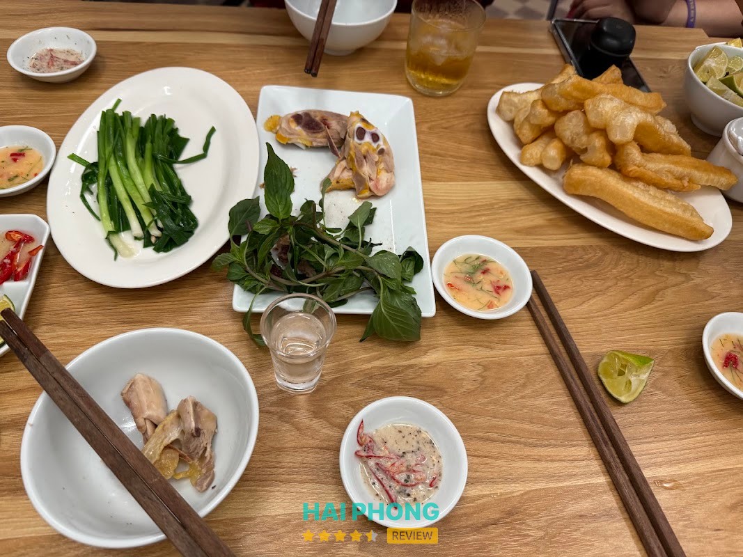 Long Phở - Phở Lý Tiểu Long Ngô Quyền