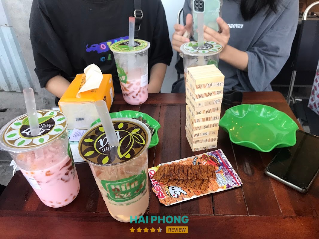 Không gian Trà Sữa Hiln Tea tại Hồ Sen