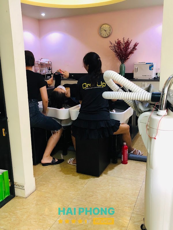 ONE UP HAIR SALON – hình ảnh 2