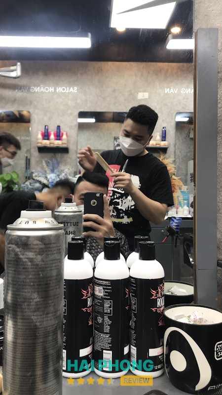 Salon Tóc Hoàng Văn Lê Thanh Nghị