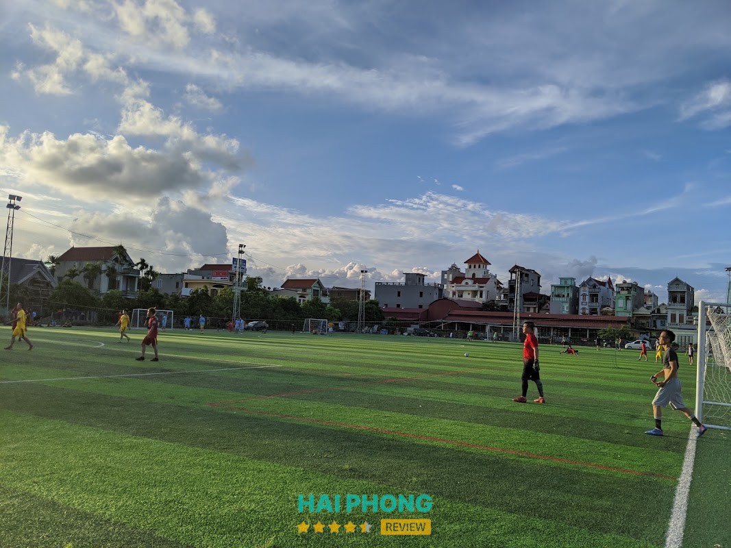 Sân bóng Hoa Động tại Thủy Nguyên