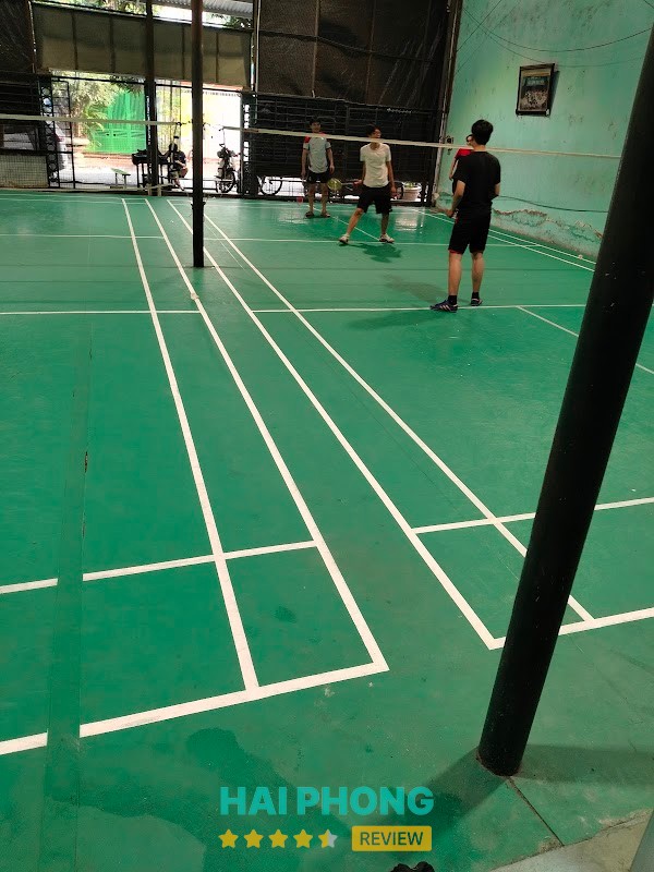 Sân Cầu Lông Hải Tiến